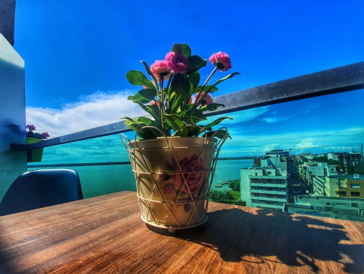 Top View Mamaia Exterior photo